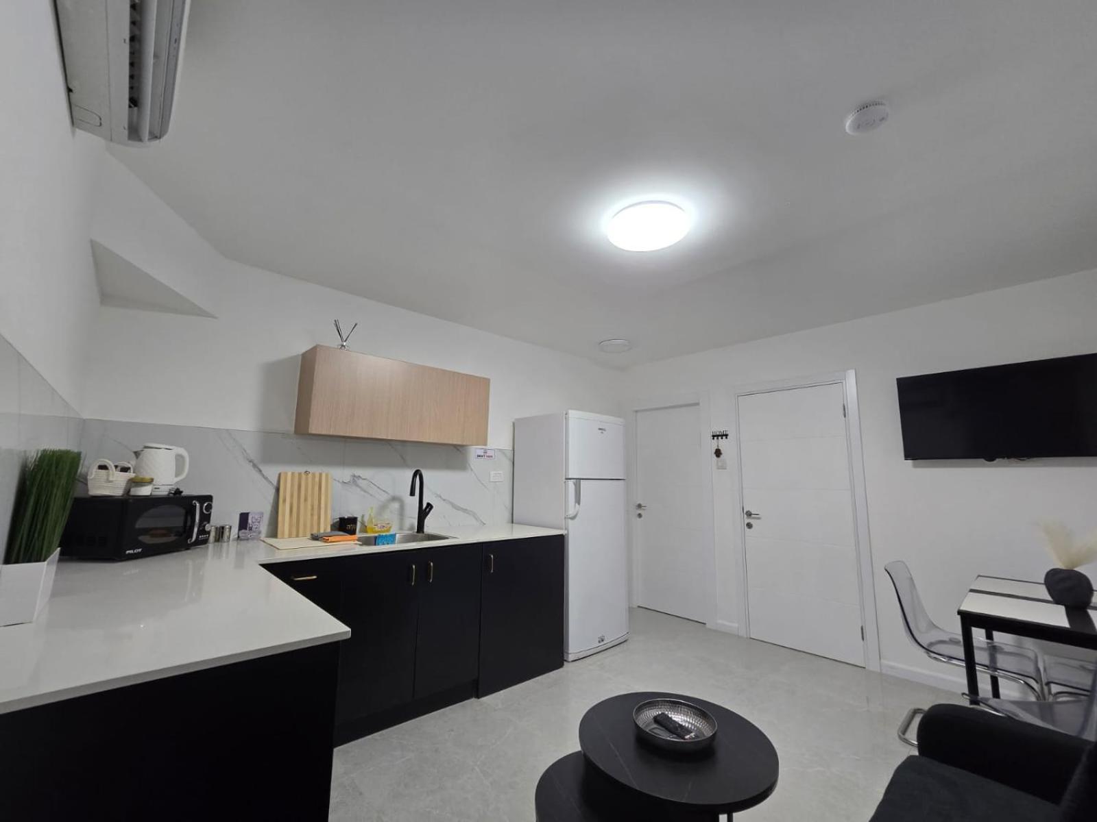 M Y Suites 엘라트 외부 사진