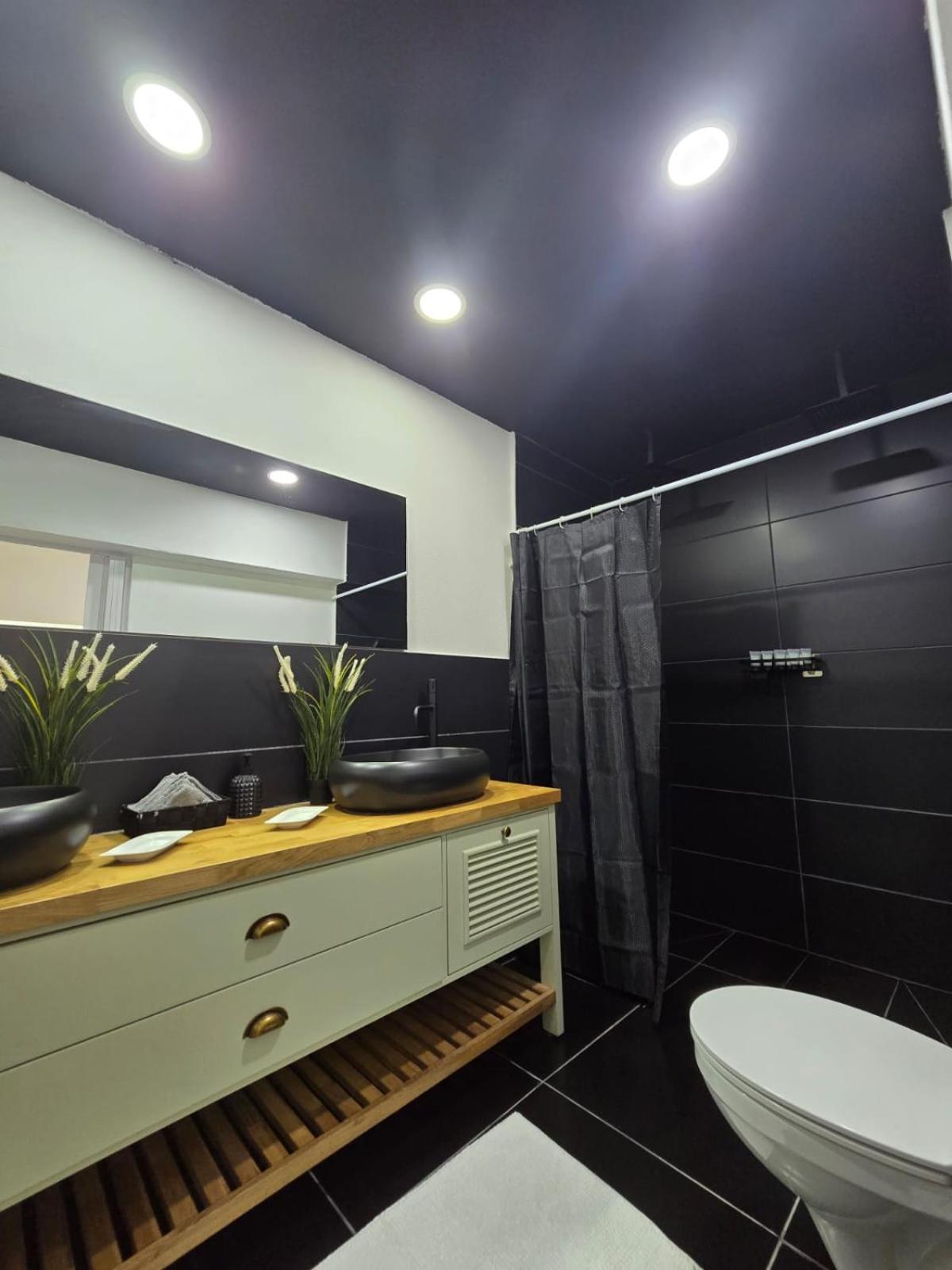 M Y Suites 엘라트 외부 사진